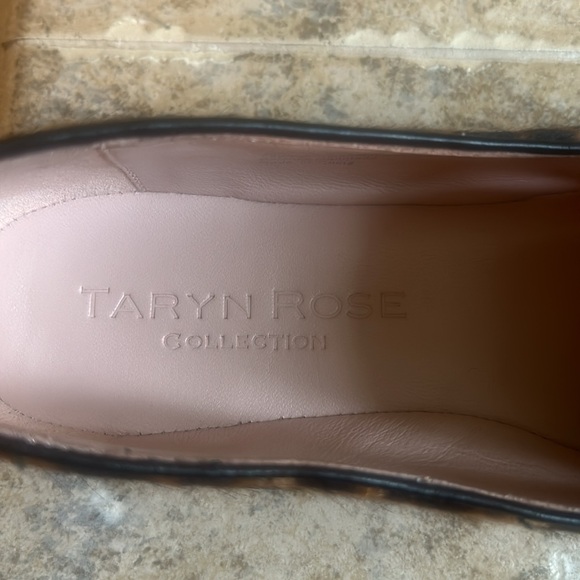 Taryn Rose Bryana leopard haircalf loafers- size 6 - Picture 5 of 5